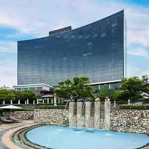 Grand Hyatt Hotel